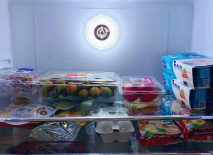 冰箱保鲜后壁结冰正常吗