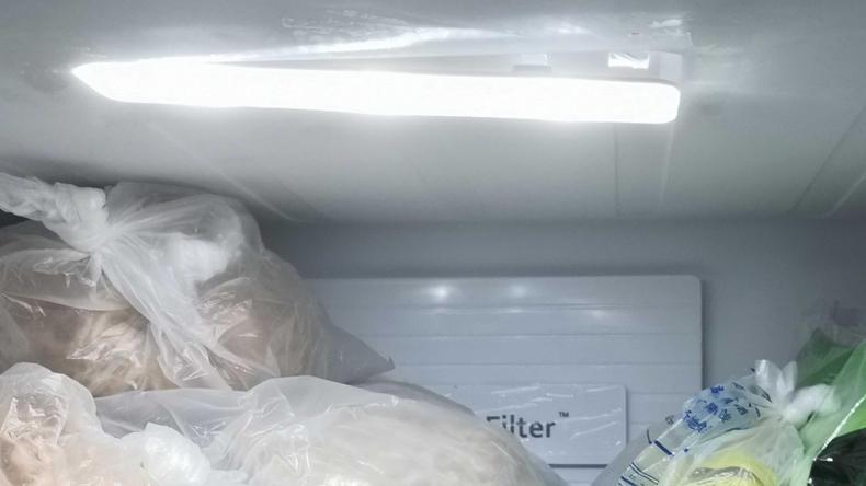 冰箱除冰的时候不小心把冷藏管除破了就不制冷了