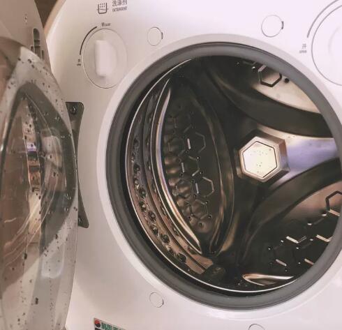 西门子滚筒洗衣机清洗污垢的技巧