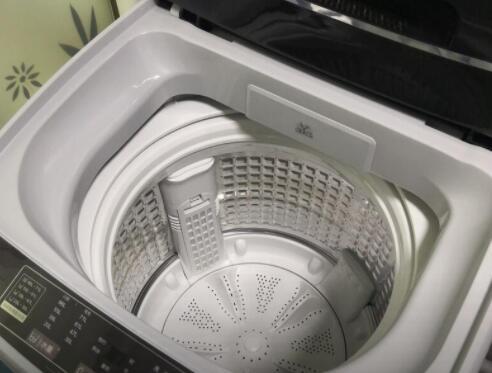 小天鹅全自动洗衣机怎么清洗污垢盒