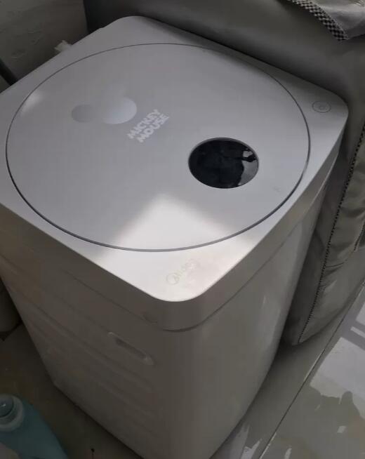 半自动双桶洗衣机的清洁方法